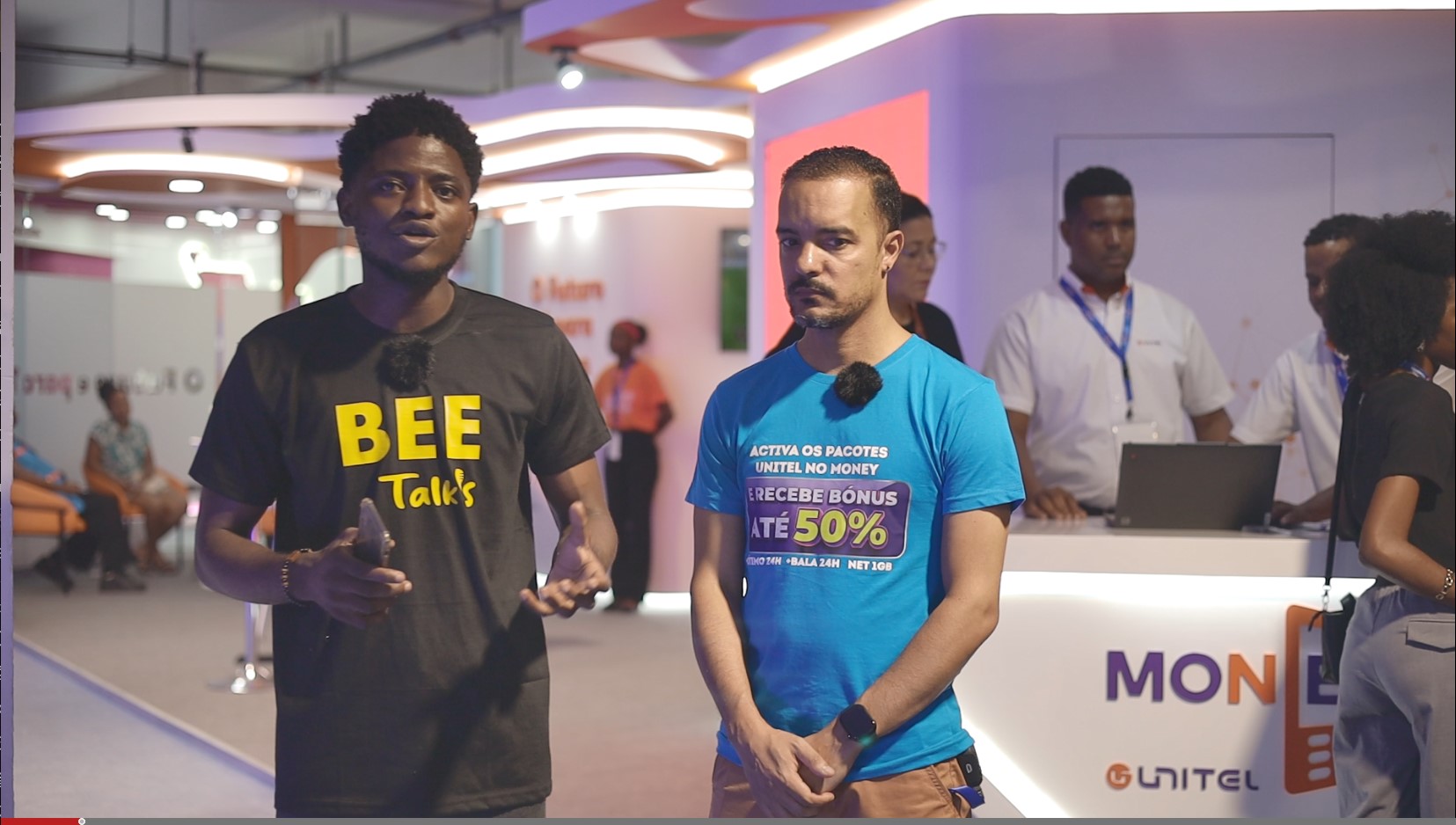 Ativação do Bee Talks — primeiros episódios gravados ao vivo.